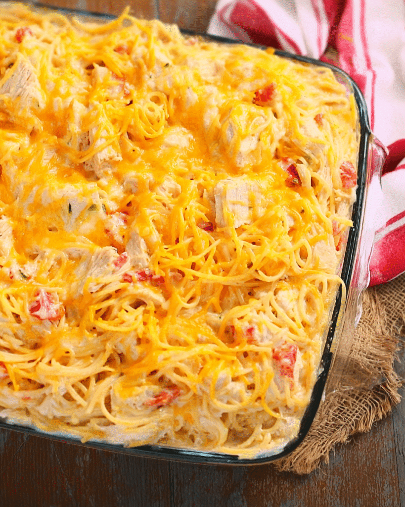 Southern Chicken Spaghetti Casserole: A Creamy Delight! 7 Southern Chicken Spaghetti Casserole